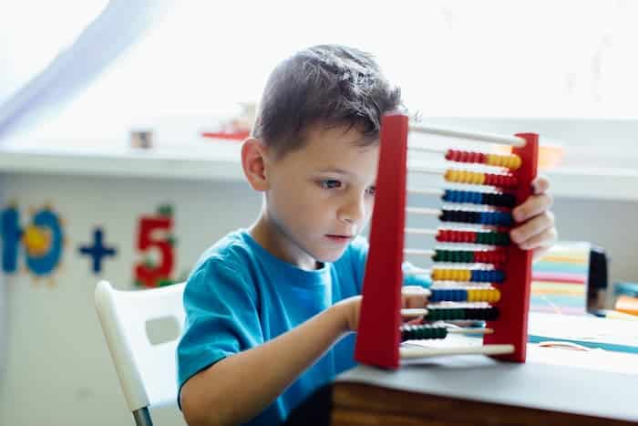cómo enseñar a los niños a pensar